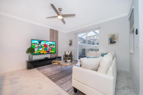 966ME TOWNHOUSE 4 BEDROOMS & 3 BATHROOMS + POOL